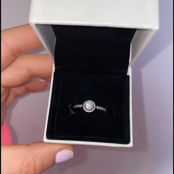 Pandora ring